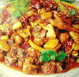 新疆大盘鸡：一道能让你欲罢不能的特色美食